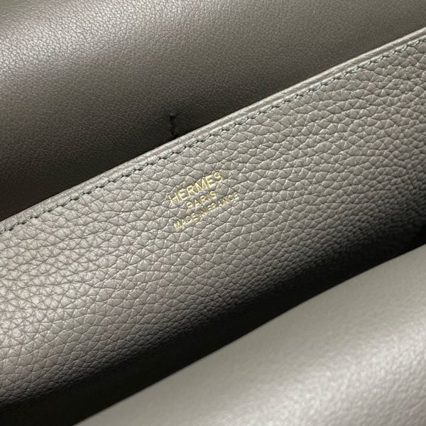 HERM Halzan 25 Bag in Gris Meyer Clemence Leather