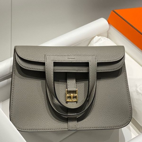 HERM Halzan 25 Bag in Gris Meyer Clemence Leather