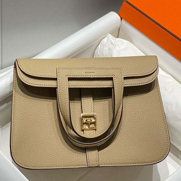 HERM Halzan 25 Bag in Trench Clemence Leather