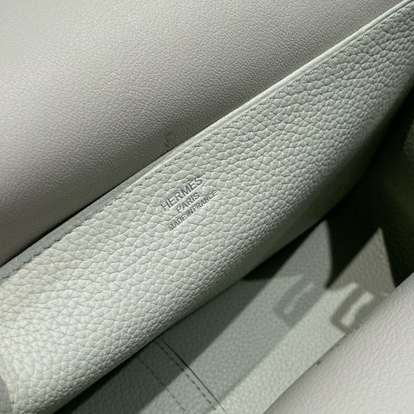 HERM Halzan 25 Bag in Vert Fizz Clemence Leather