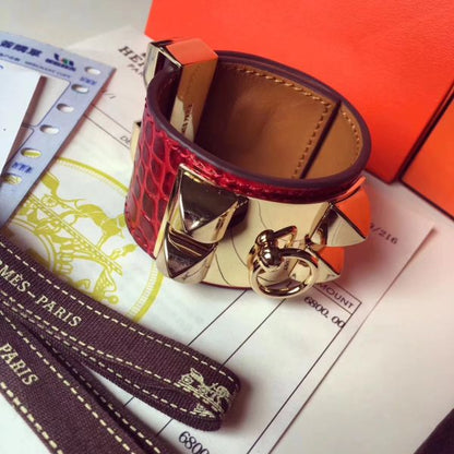HERM Red Crocodile Collier de Chien Bracelet Size S