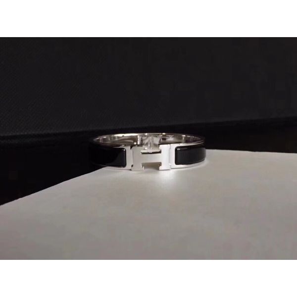 HERM Black Enamel Clic H PM Bracelet