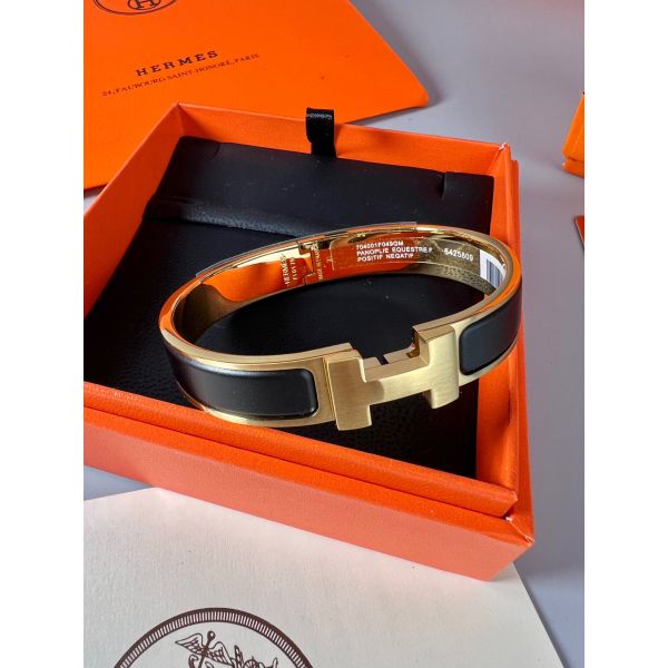 HERM Black Enamel Clic HH Bracelet