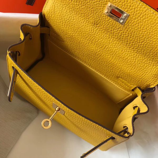 HERM Kelly 20cm Bag In Yellow Clemence Leather GHW