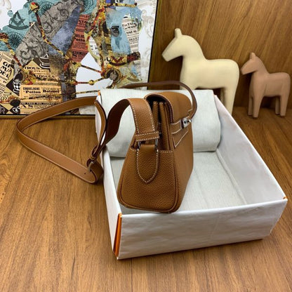 HERM Kelly Messenger Bag in Gold Clemence Leather