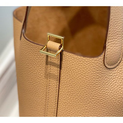 HERM Picotin Lock 18 Bag In Chai Clemence Leather