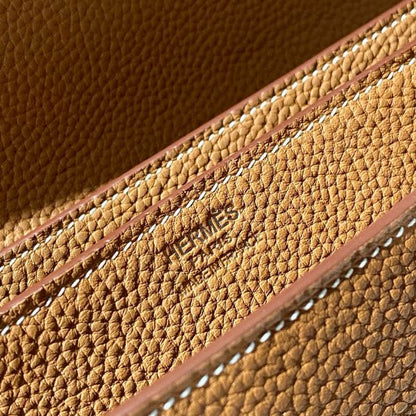 HERM Sac a Depeches 38 Briefcase in Gold Clemence Leather