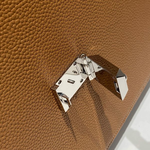 HERM Sac a Depeches 38 Briefcase in Gold Clemence Leather