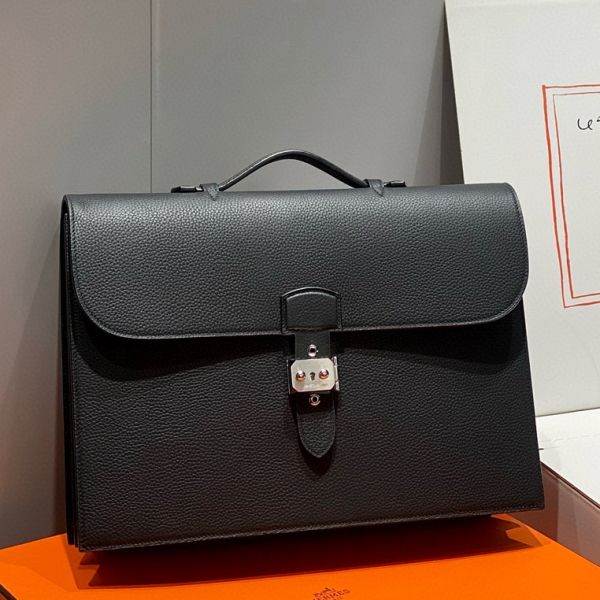 HERM Sac a Depeches 38 Briefcase in Black Clemence Leather