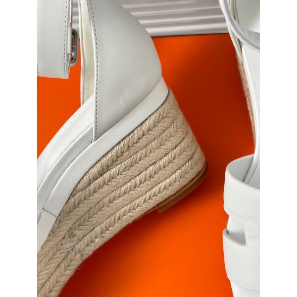 HERM Elda Espadrilles in White Leather