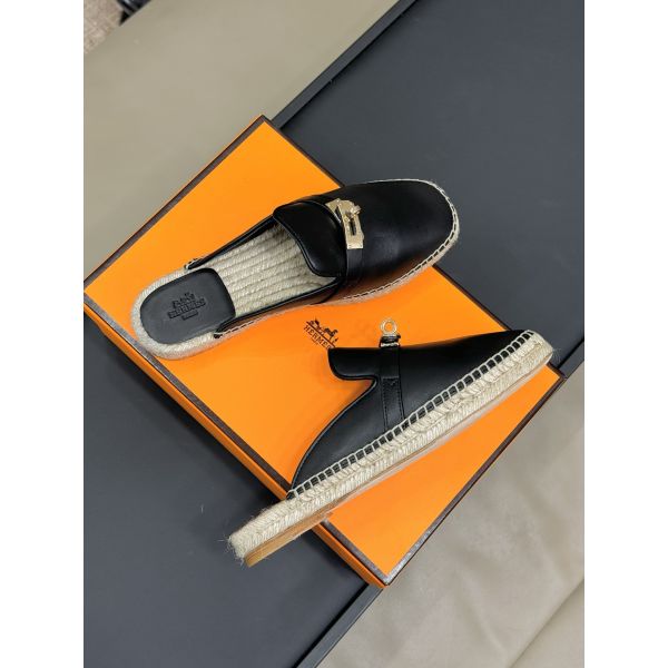 HERM Feria Espadrille Mules in Black Leather