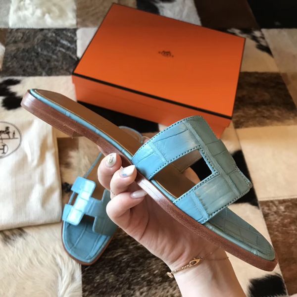 HERM Oran Sandals In Celeste Shiny Niloticus Crocodile