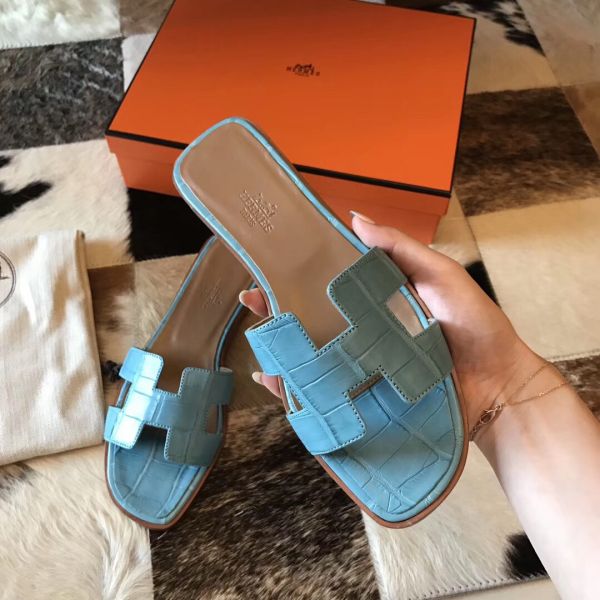 HERM Oran Sandals In Celeste Shiny Niloticus Crocodile