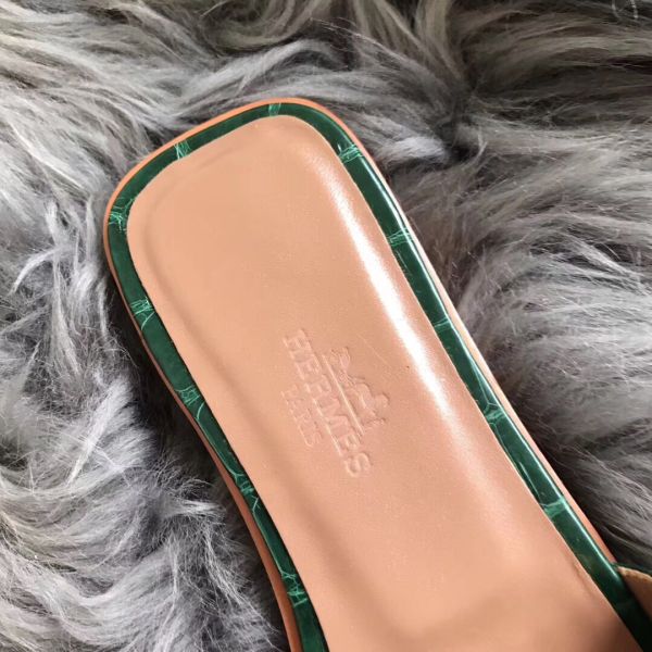 HERM Oran Sandals In Green Shiny Niloticus Crocodile