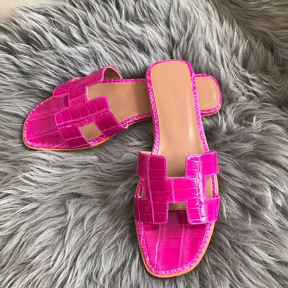 HERM Oran Sandals In Rose Shiny Niloticus Crocodile