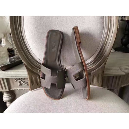 HERM Oran Sandals In Etoupe Epsom Leather