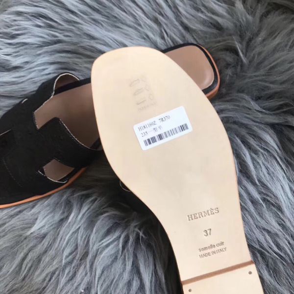 HERM Oran Sandals In Black Ostrich Leather