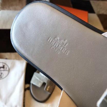 HERM Izmir Sandals In Grey Shiny Niloticus Crocodile