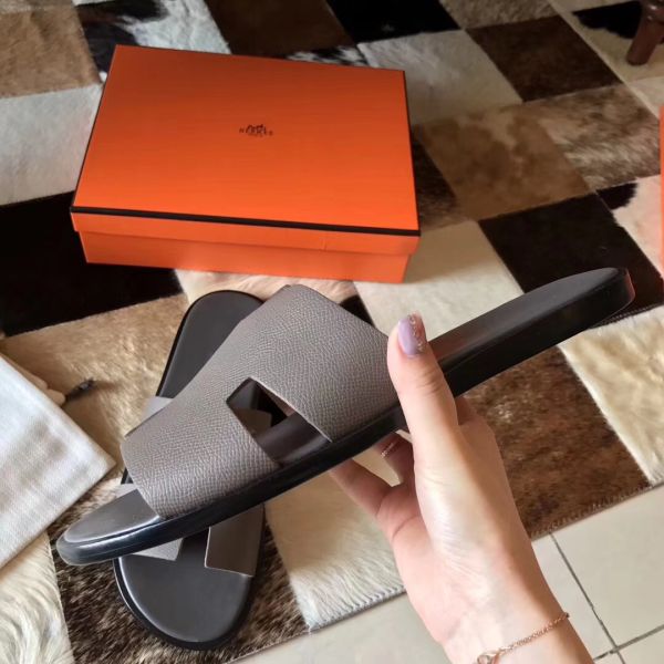 HERM Izmir Sandals In Grey Epsom Leather