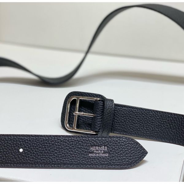 HERM Steve 30 Messenger Bag in Black Clemence Leather