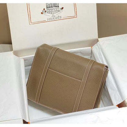 HERM Steve 30 Messenger Bag in Taupe Clemence Leather