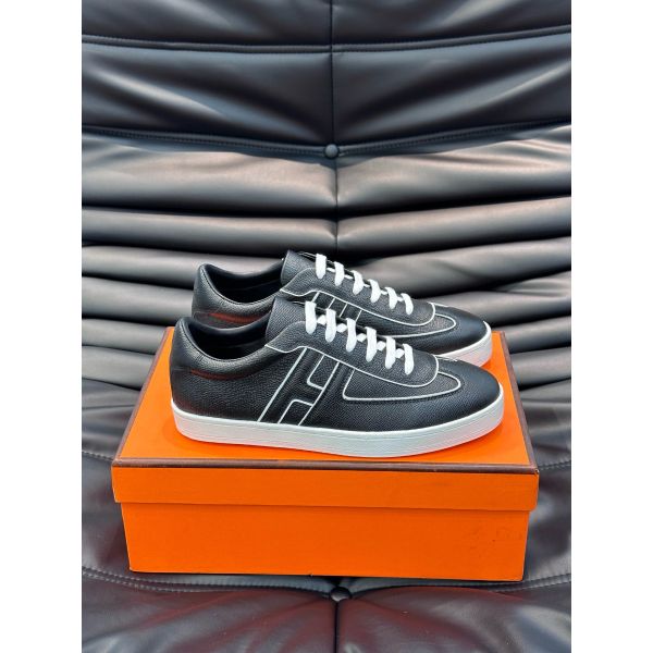 HERM Boomerang Sneakers In Noir Epsom Calfskin