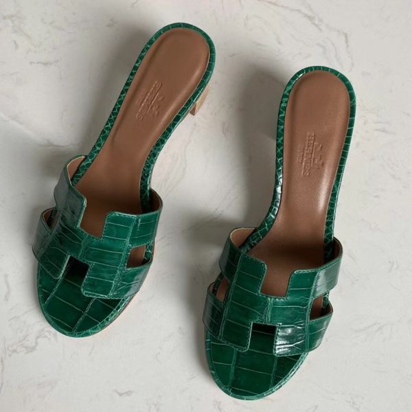HERM Oasis Sandals In Green Shiny Niloticus Crocodile