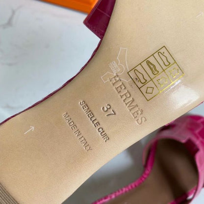 HERM Oasis Sandals In Rose Red Shiny Niloticus Crocodile