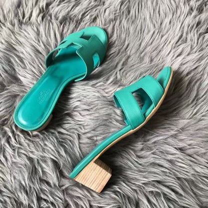 HERM Oasis Sandals In Vert Veronese Epsom Leather