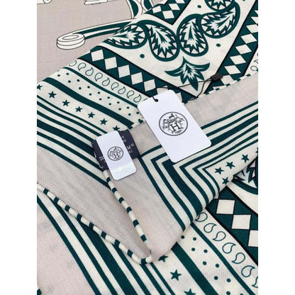 HERM Tourterelle Les Roues de Phaeton Bandana Shawl 140