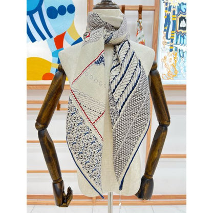 HERM Grey Dressage Tressage Shawl 140