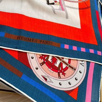 HERM Beige/Marine Voitures en Equilibre Shawl 140