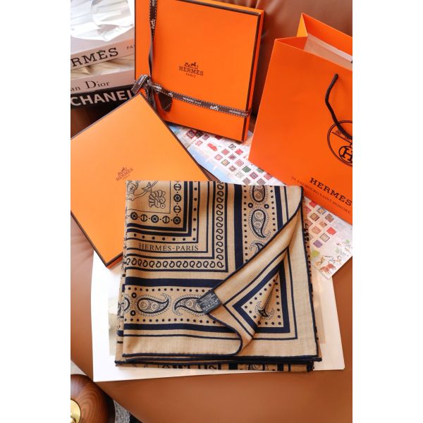 HERM Caramel Tatouages Marins Bandana Shawl 140