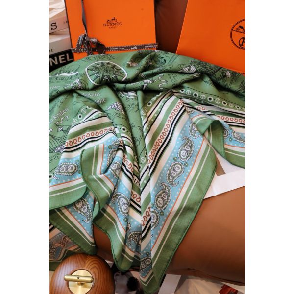 HERM Green Tatouages Marins Bandana Shawl 140