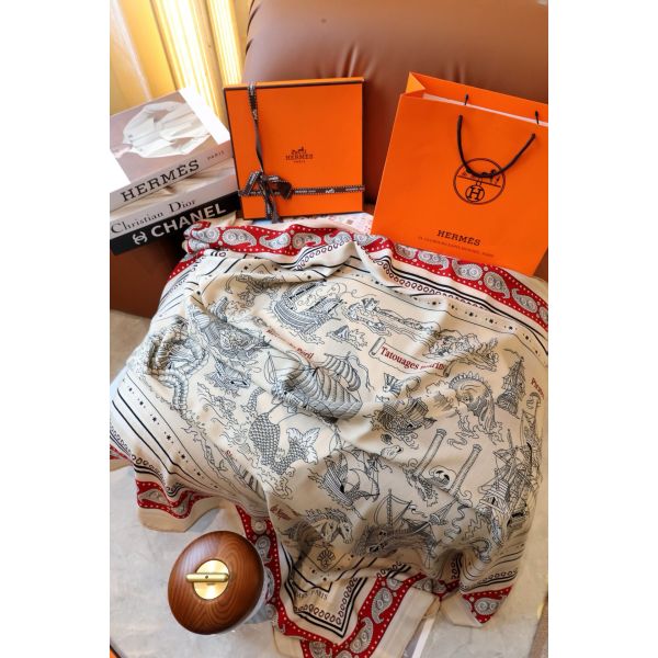 HERM Naturel Tatouages Marins Bandana Shawl 140