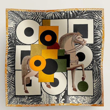 HERM Black/White Cavalier en Formes Shawl 140