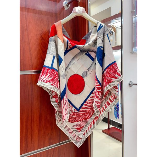 HERM Grenadine Cavalier en Formes Shawl 140