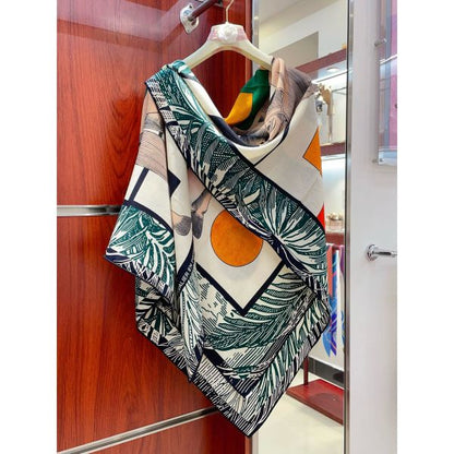 HERM Green Cavalier en Formes Shawl 140