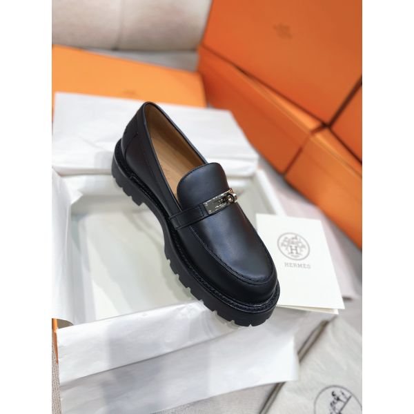 HERM Women's Icone Loafers in Black Calfskin
