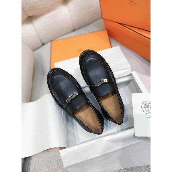 HERM Women's Icone Loafers in Black Calfskin