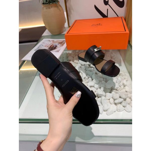 HERM Avenue Sandals In Black Calfskin