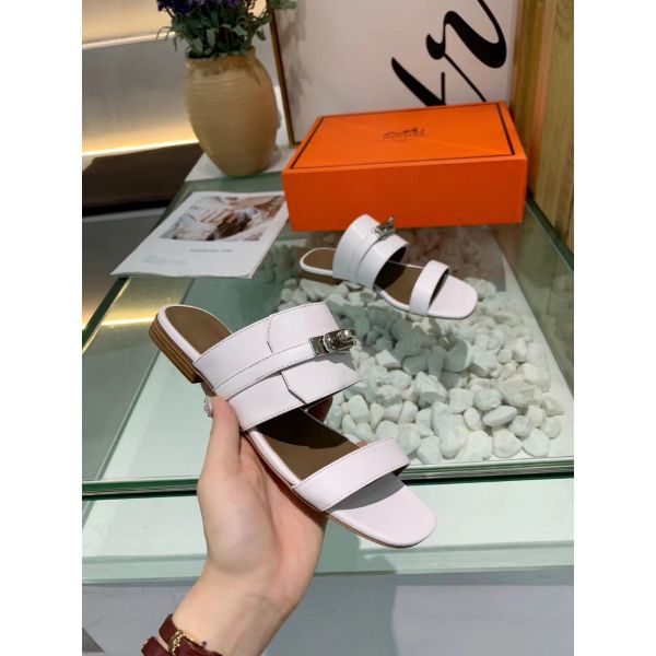 HERM Avenue Sandals In White Calfskin