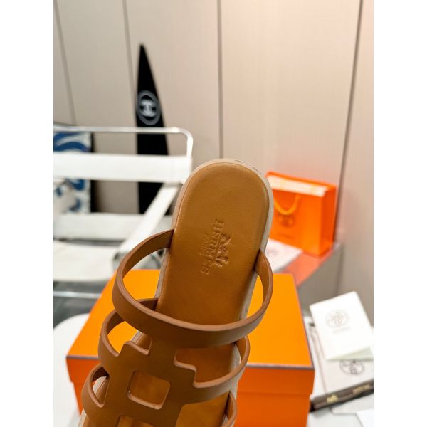 HERM Isabella 30 Sandals in Brown Calfskin