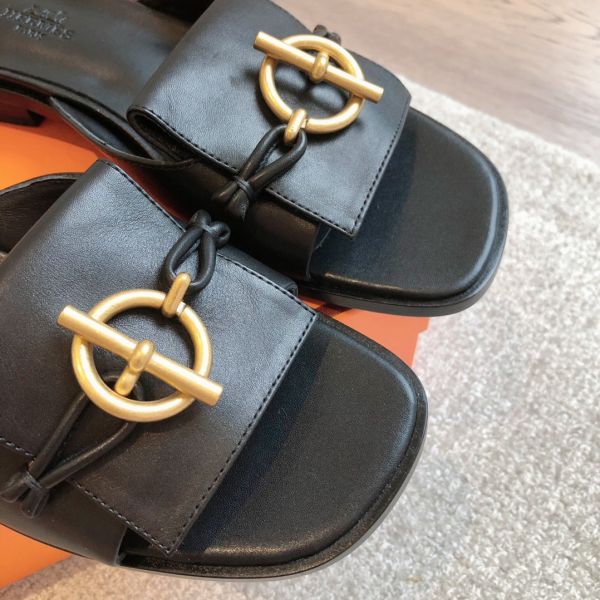 HERM Women's Isle Sandals in Black Leather