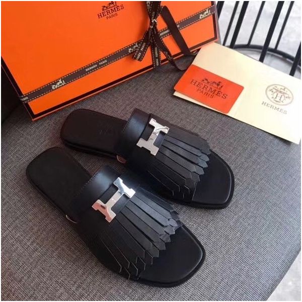 HERM Auteuil Sandals In Black Calfskin