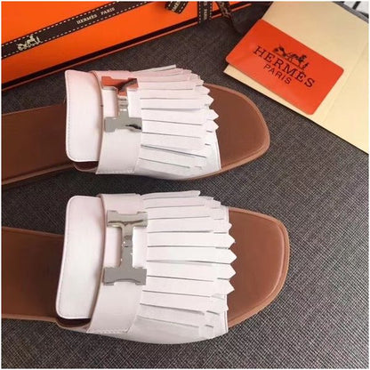 HERM Auteuil Sandals In White Calfskin