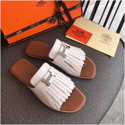 HERM Auteuil Sandals In White Calfskin