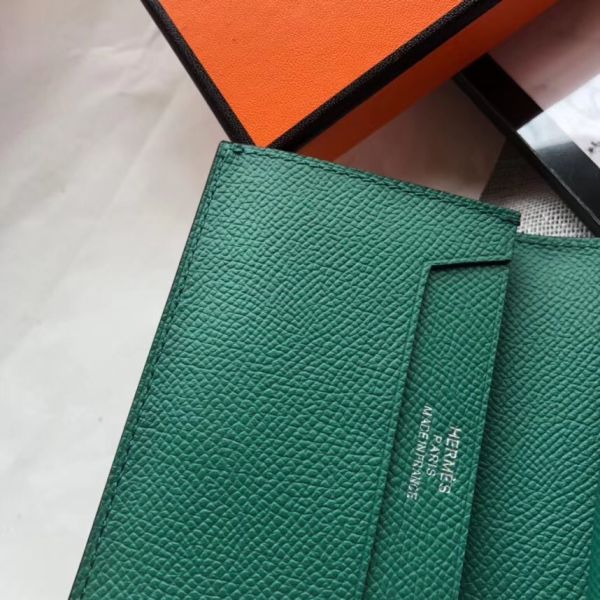 HERM Bearn Mini Wallet In Vert Vertigo Epsom Leather