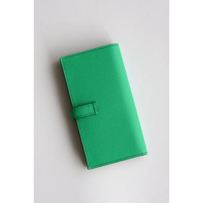 HERM Bearn Verso Long Wallet in Vert Comics Epsom Calfskin