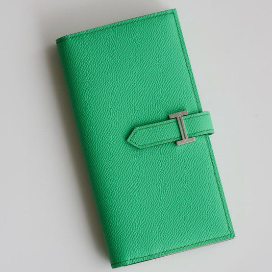 HERM Bearn Verso Long Wallet in Vert Comics Epsom Calfskin